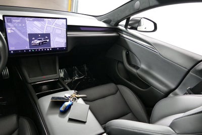 2023 Tesla Model S Plaid