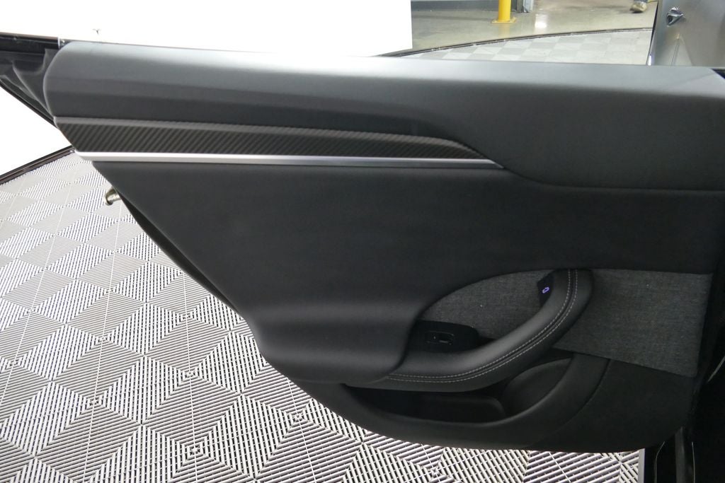 2023 Tesla Model S Plaid