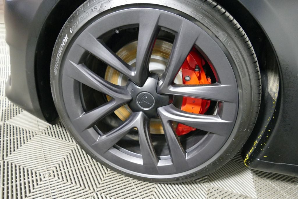 2023 Tesla Model S Plaid