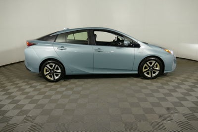 2016 Toyota Prius Three Touring