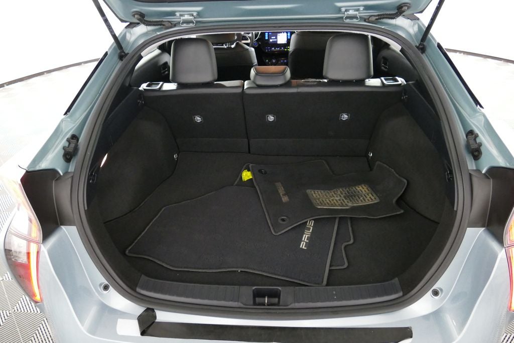 2016 Toyota Prius Three Touring