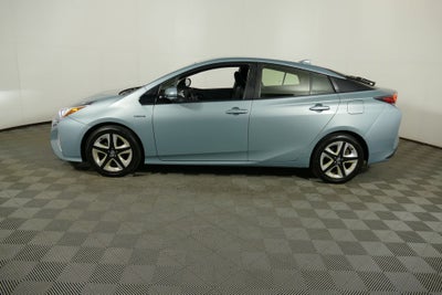 2016 Toyota Prius Three Touring