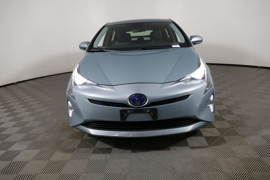 2016 Toyota Prius Three Touring