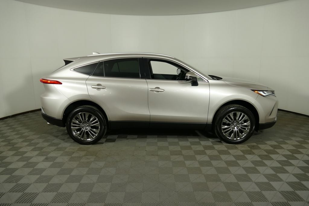 2023 Toyota Venza XLE