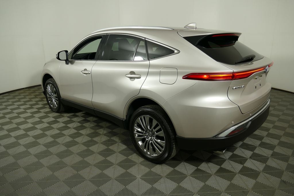 2023 Toyota Venza XLE