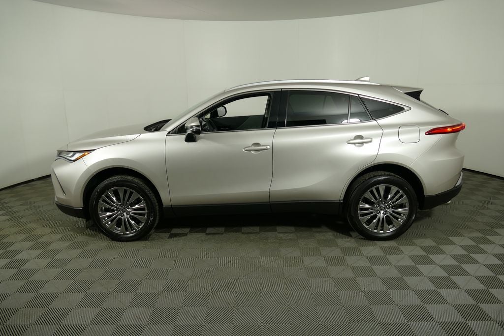 2023 Toyota Venza XLE