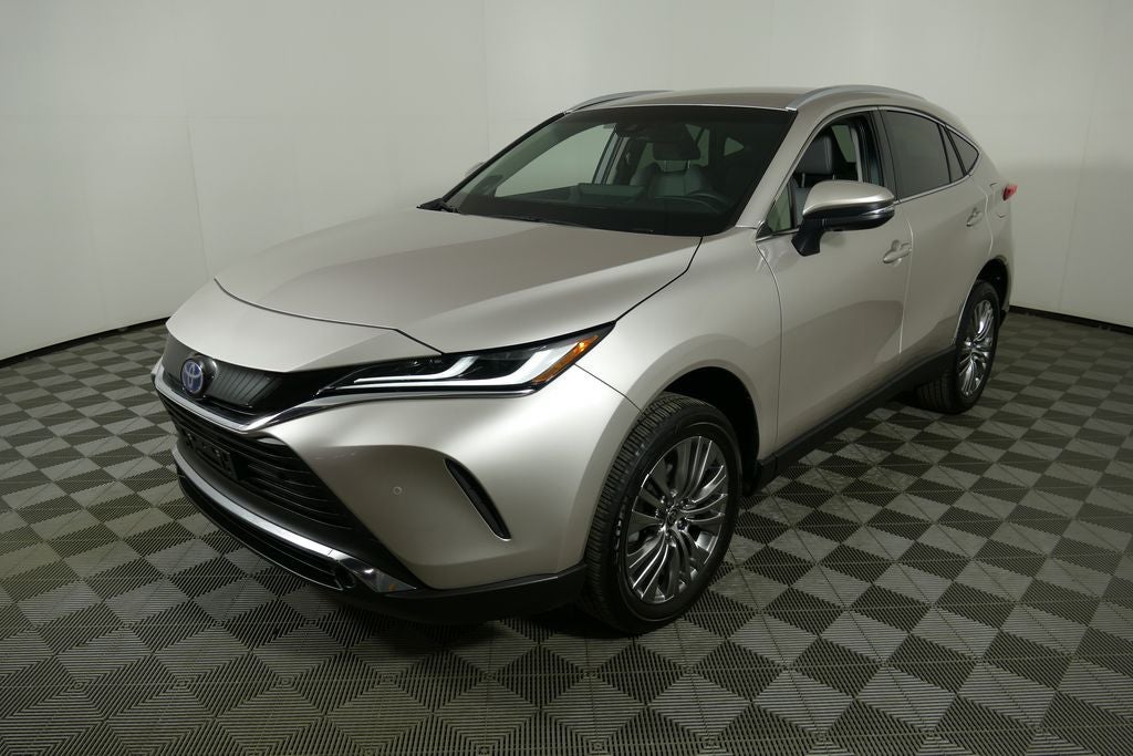 2023 Toyota Venza XLE