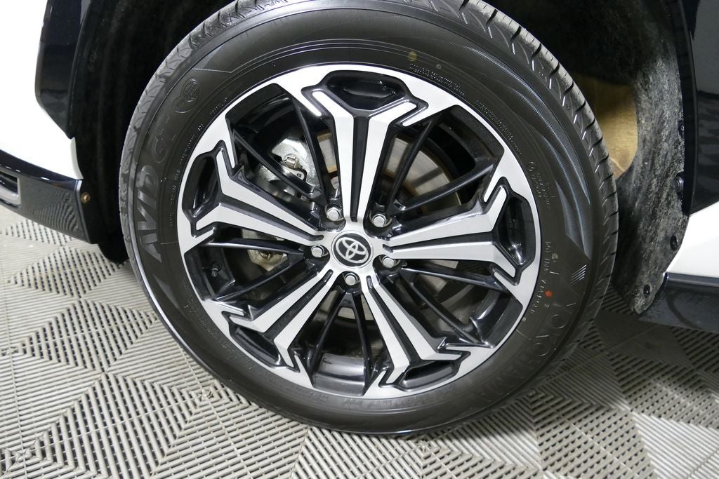 2024 Toyota RAV4 Prime XSE