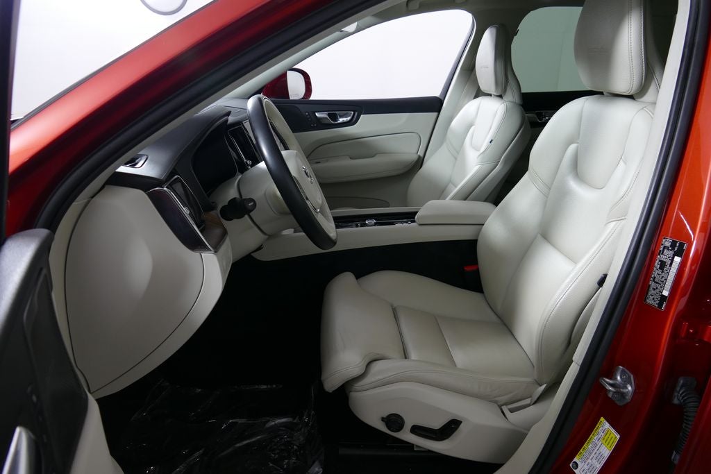 2019 Volvo XC60 T5 Inscription