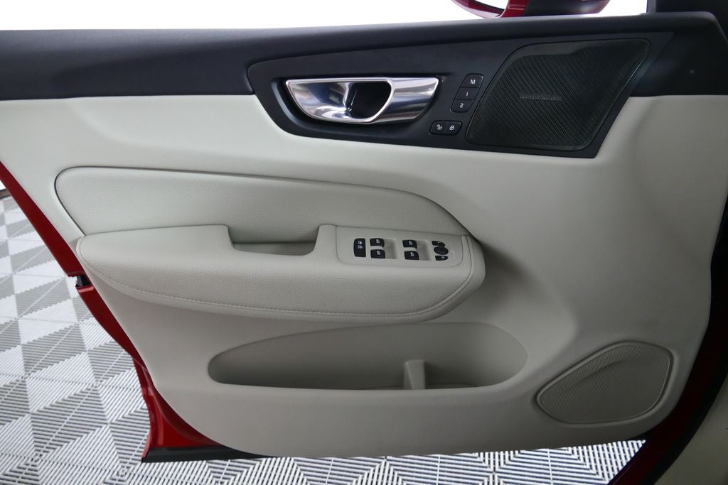 2019 Volvo XC60 T5 Inscription