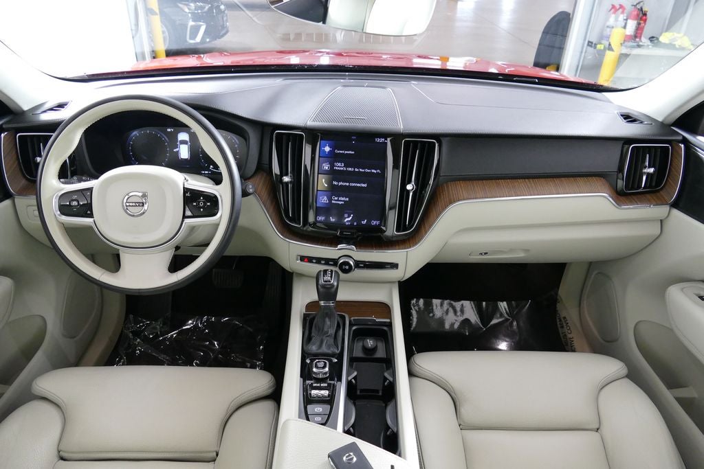 2019 Volvo XC60 T5 Inscription