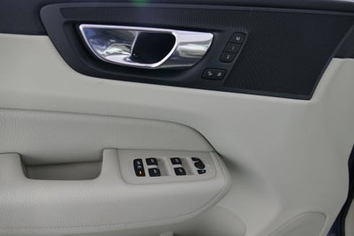 2019 Volvo XC60 T6 Momentum