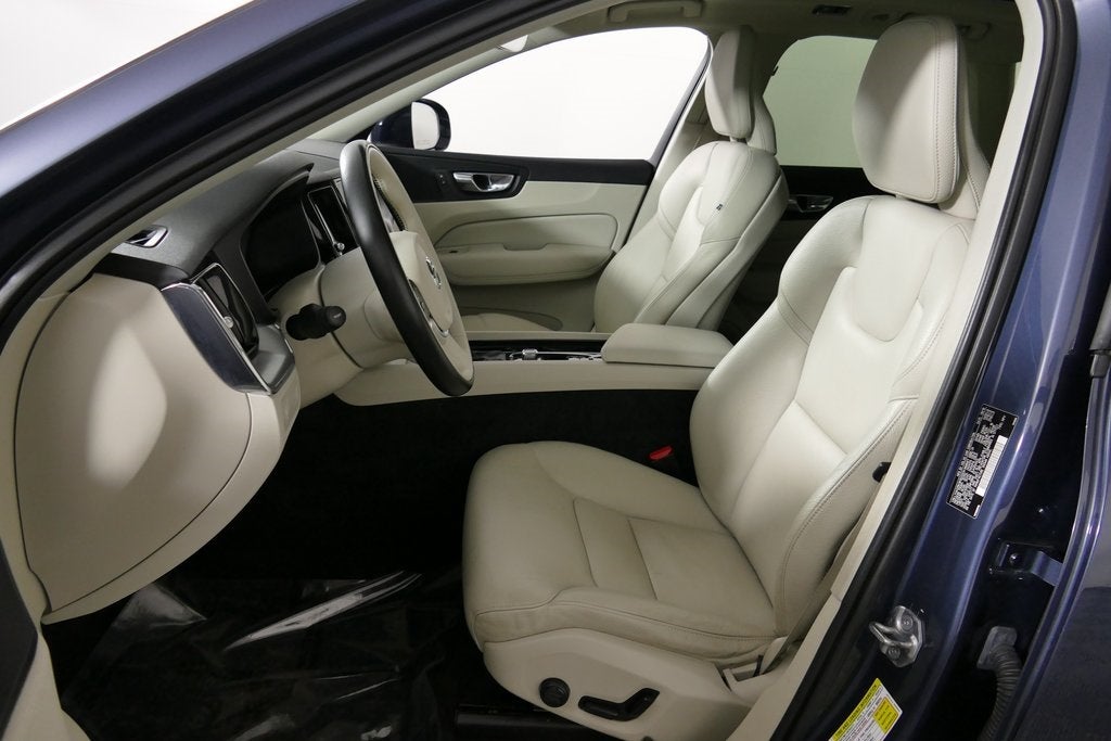 2019 Volvo XC60 T6 Momentum