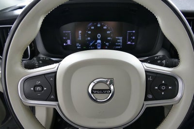 2019 Volvo XC60 T6 Momentum
