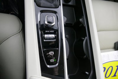 2019 Volvo XC60 T6 Momentum