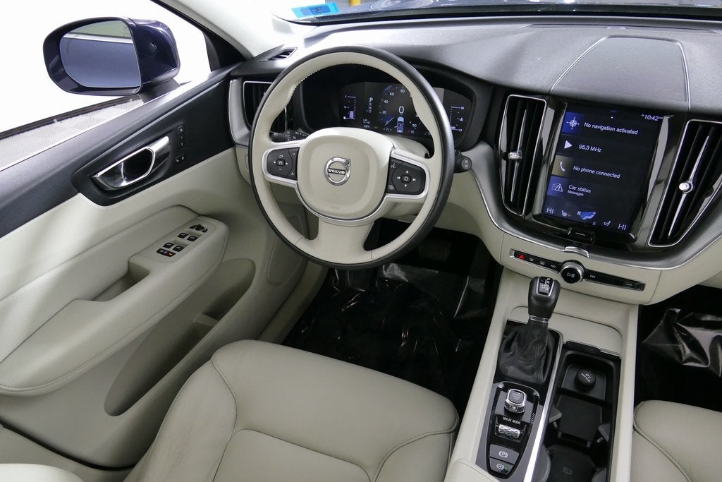 2019 Volvo XC60 T6 Momentum