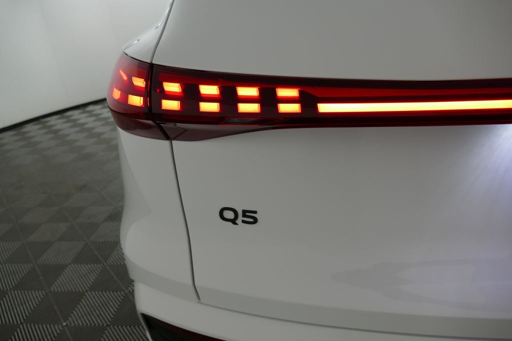 2025 Audi Q5 2.0T Premium quattro