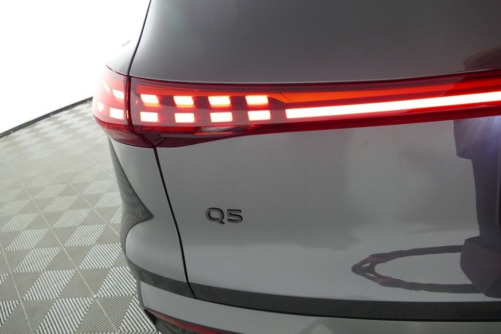 2025 Audi Q5 2.0T Premium quattro