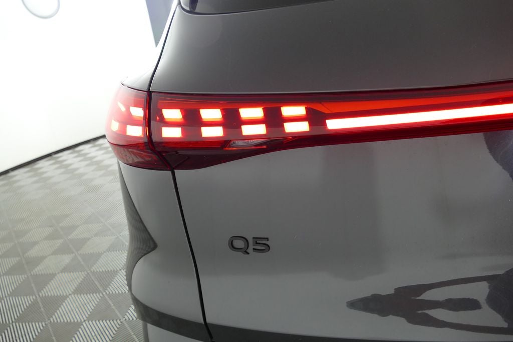 2025 Audi Q5 2.0T Premium quattro