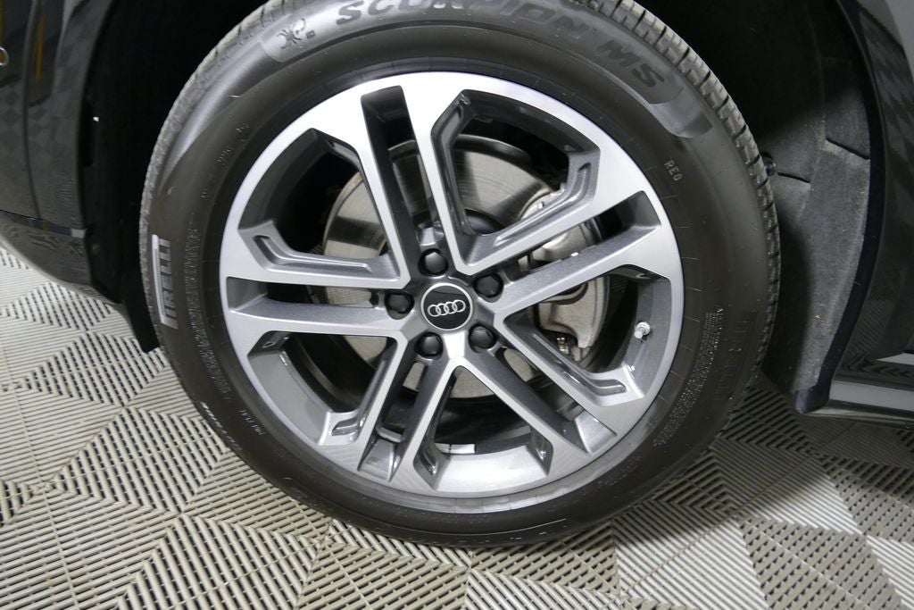 2025 Audi Q5 2.0T Premium quattro