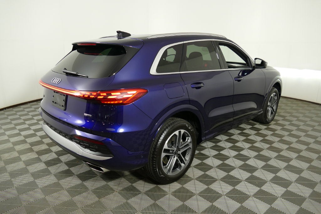 2025 Audi Q5 2.0T Premium quattro