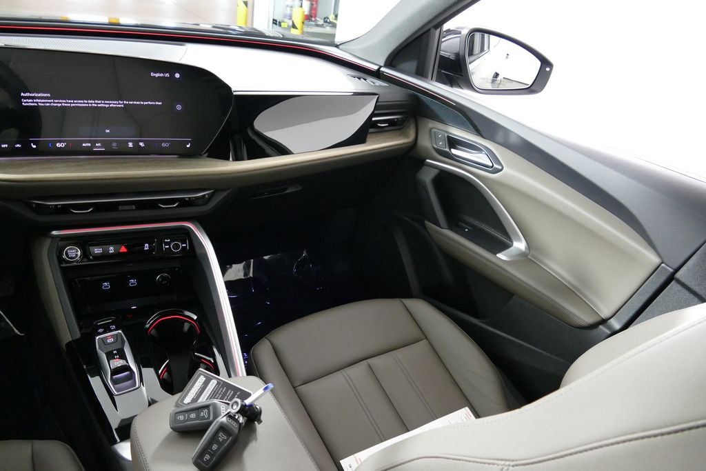 2025 Audi Q5 2.0T Premium quattro