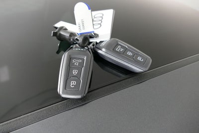 2026 Audi SQ5 Premium Plus quattro