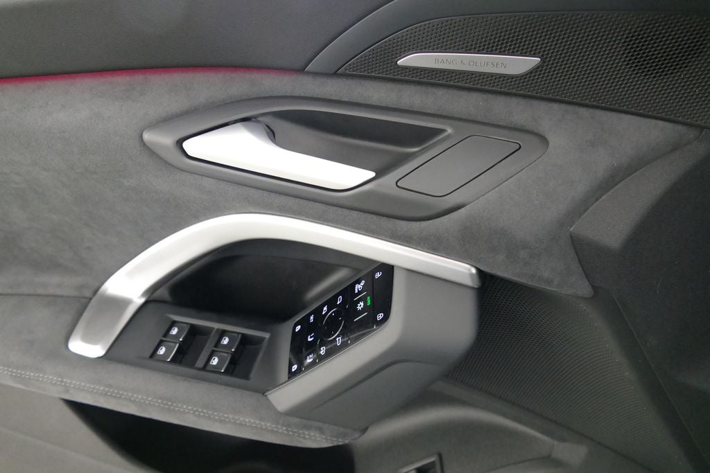 2026 Audi SQ5 Premium Plus quattro