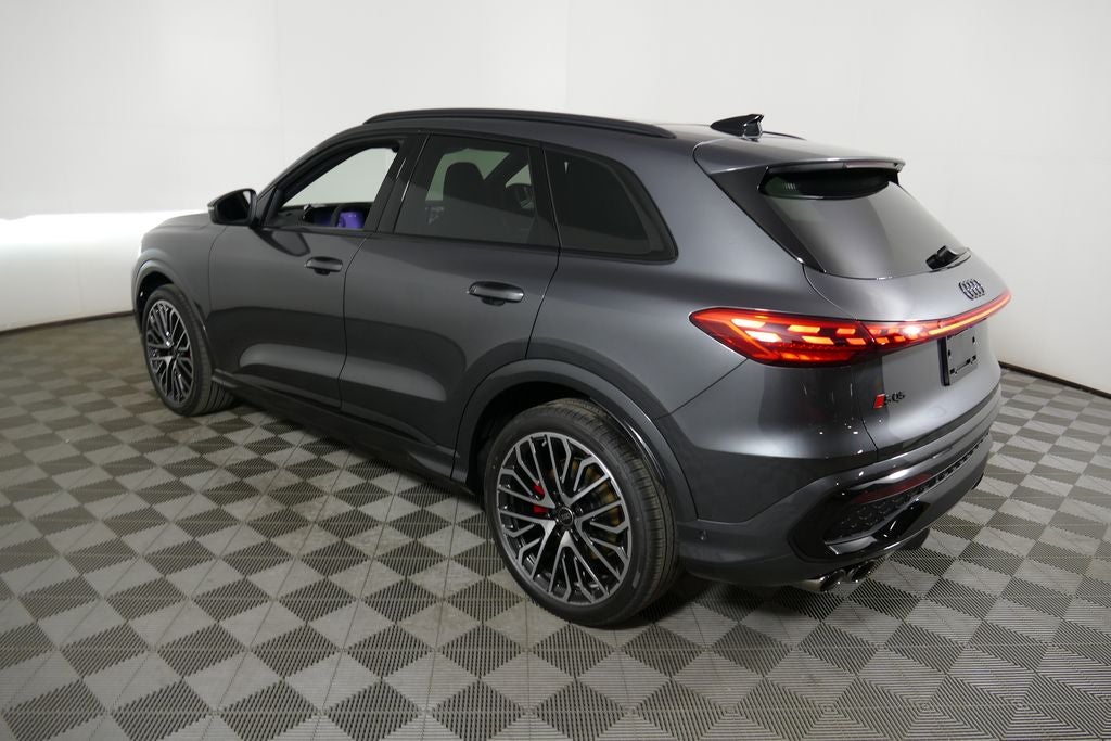 2026 Audi SQ5 Premium Plus quattro