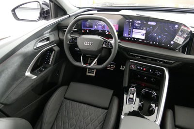 2026 Audi SQ5 Premium Plus quattro