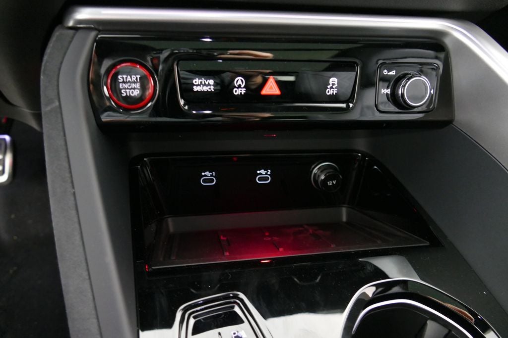 2026 Audi SQ5 Premium Plus quattro