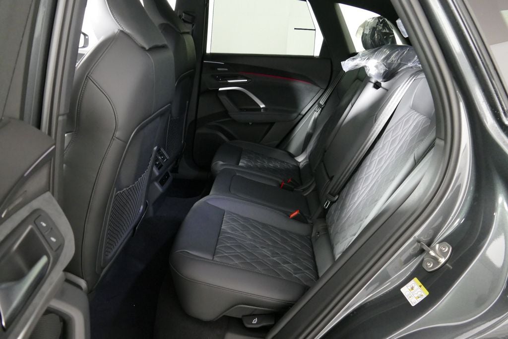 2026 Audi SQ5 Premium Plus quattro