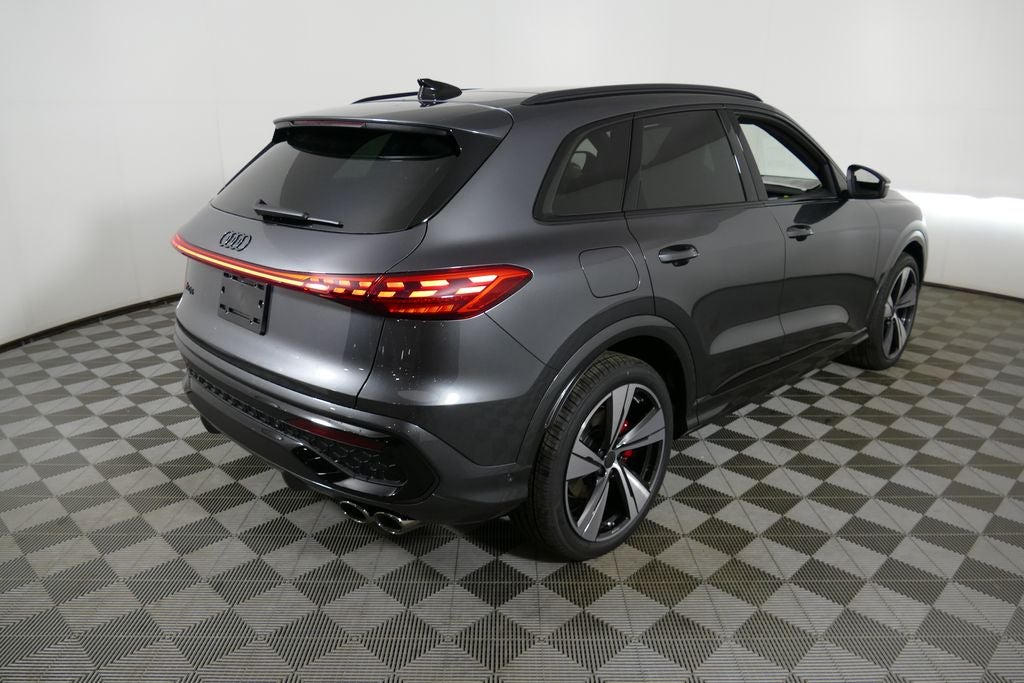 2026 Audi SQ5 Premium Plus quattro