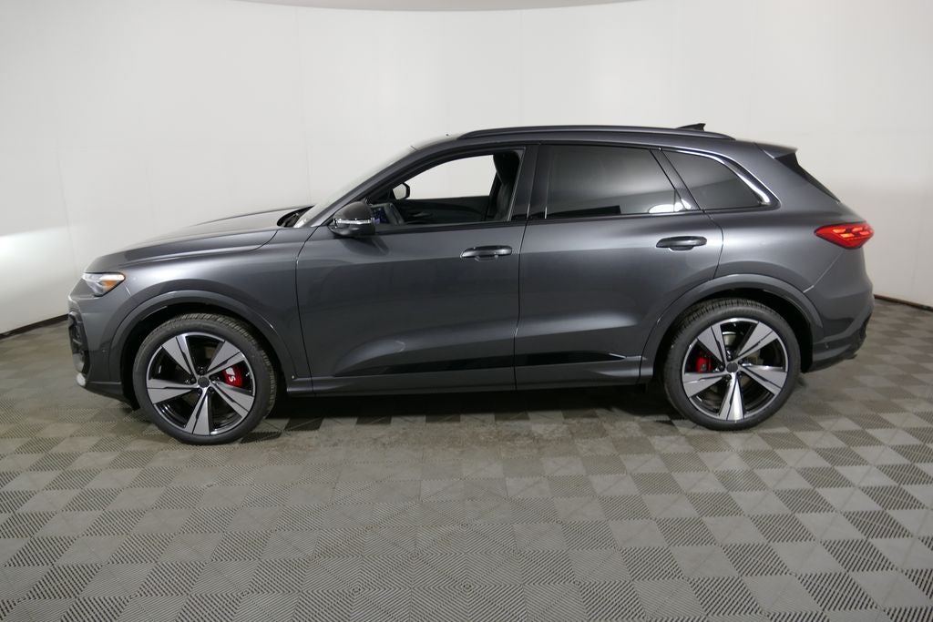 2026 Audi SQ5 Premium Plus quattro