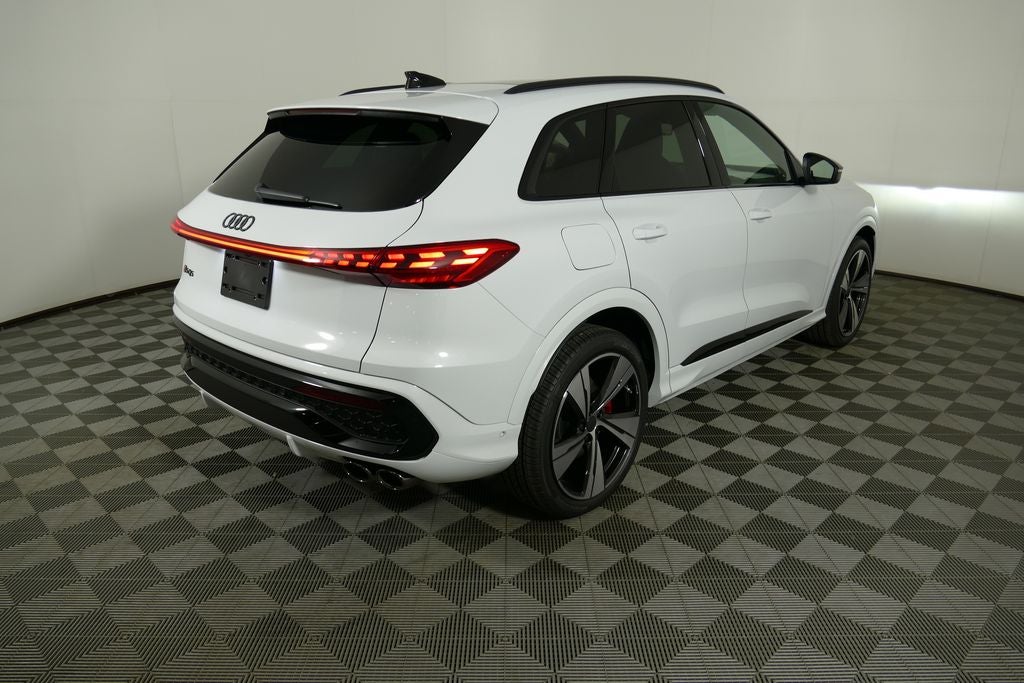 2026 Audi SQ5 Premium Plus quattro