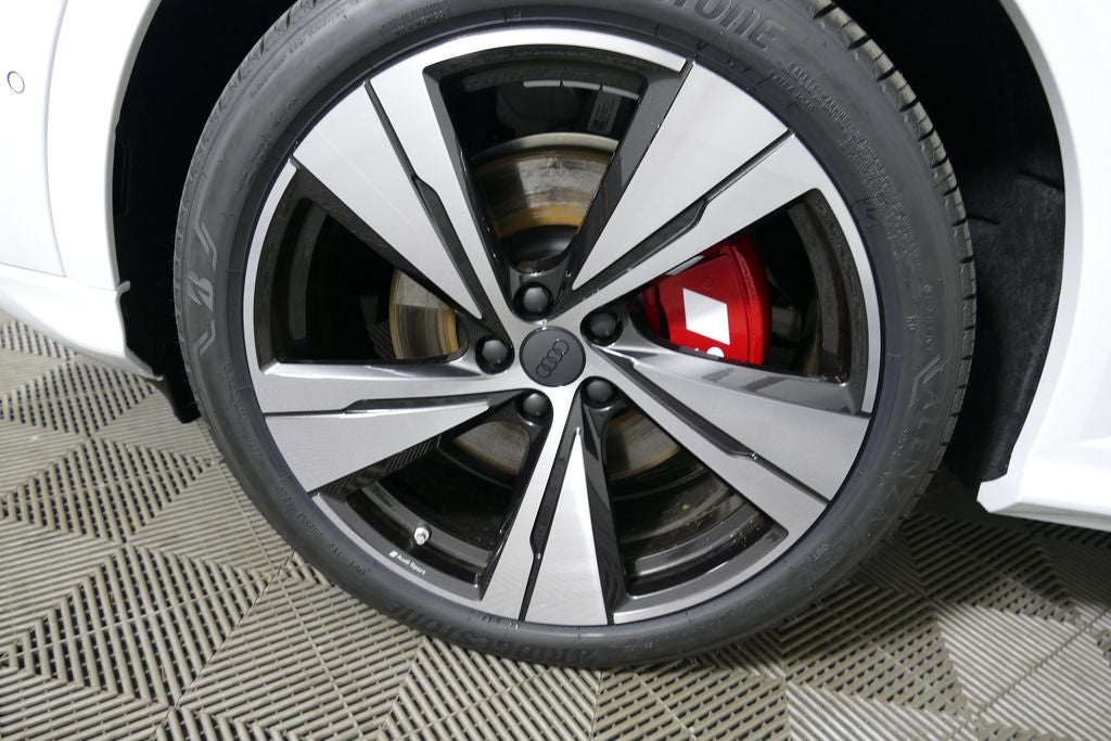 2026 Audi SQ5 Premium Plus quattro