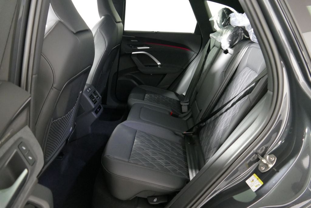 2026 Audi SQ5 Premium Plus quattro