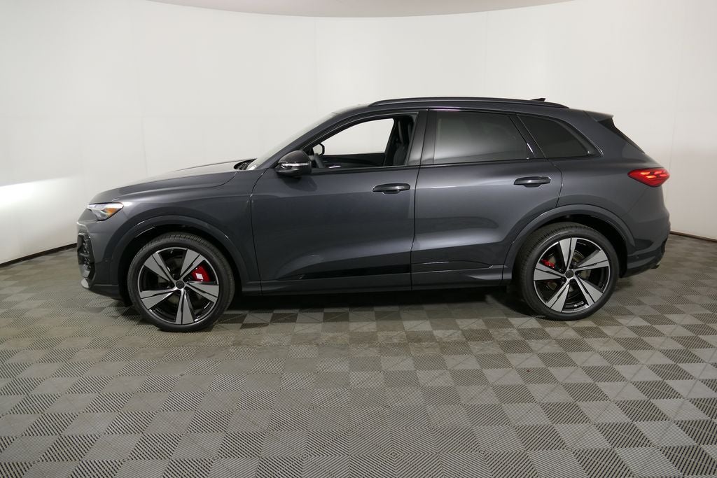 2026 Audi SQ5 Premium Plus quattro