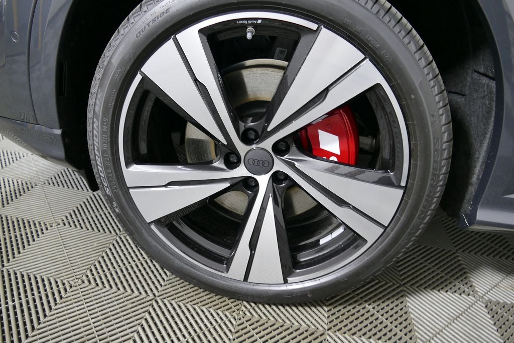 2026 Audi SQ5 Premium Plus quattro