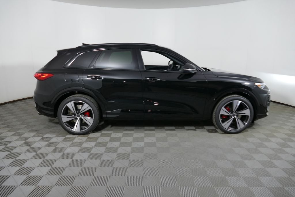 2026 Audi SQ5 Premium Plus quattro