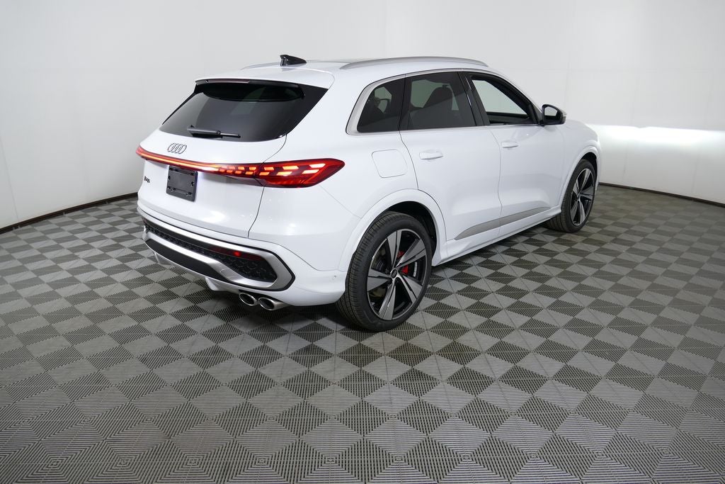 2026 Audi SQ5 Premium Plus quattro