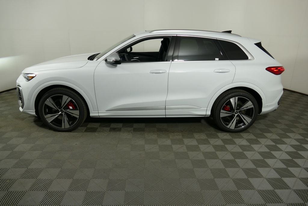2026 Audi SQ5 Premium Plus quattro