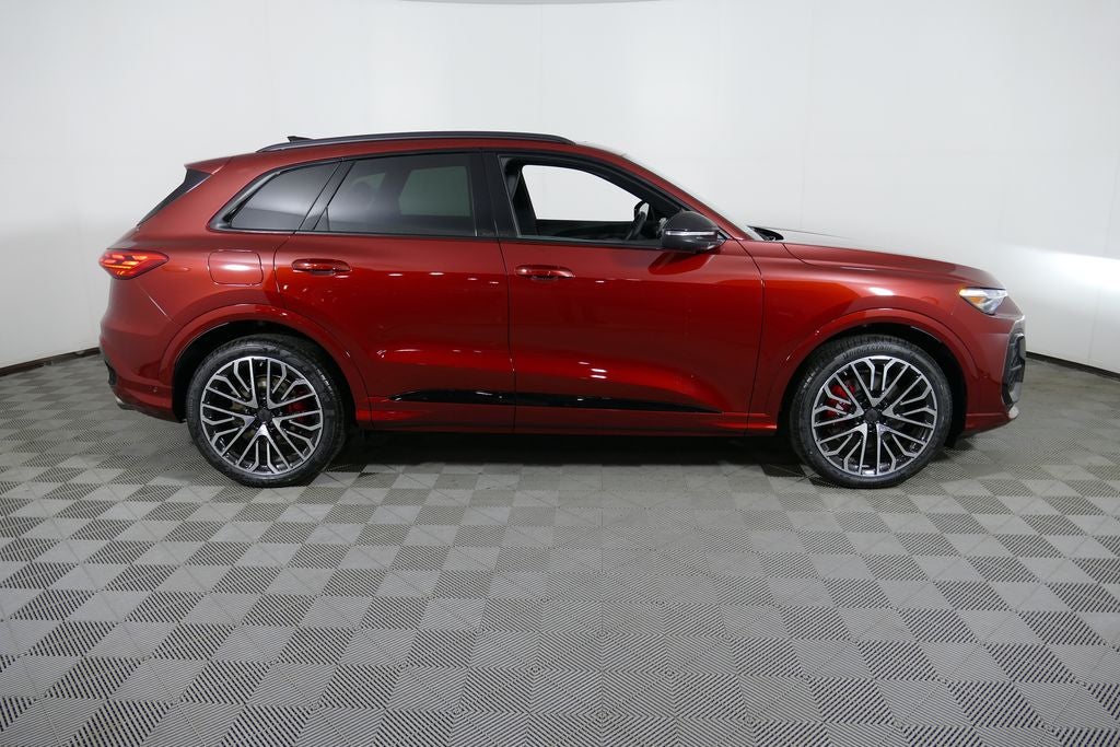 2026 Audi SQ5 Premium Plus quattro