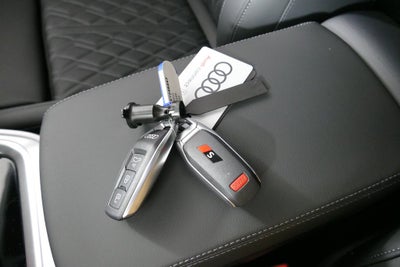 2026 Audi SQ5 Premium Plus quattro