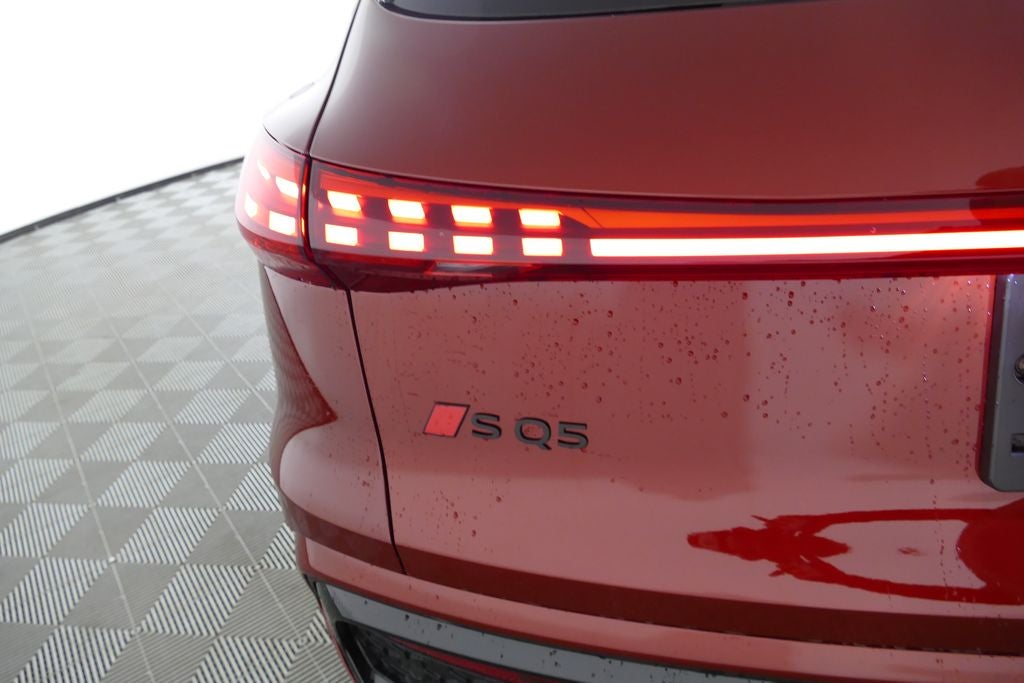 2026 Audi SQ5 Premium Plus quattro