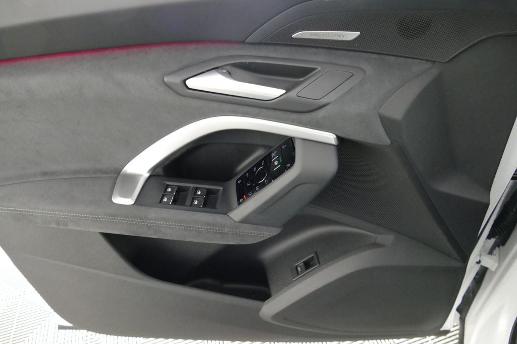 2026 Audi SQ5 Premium Plus quattro