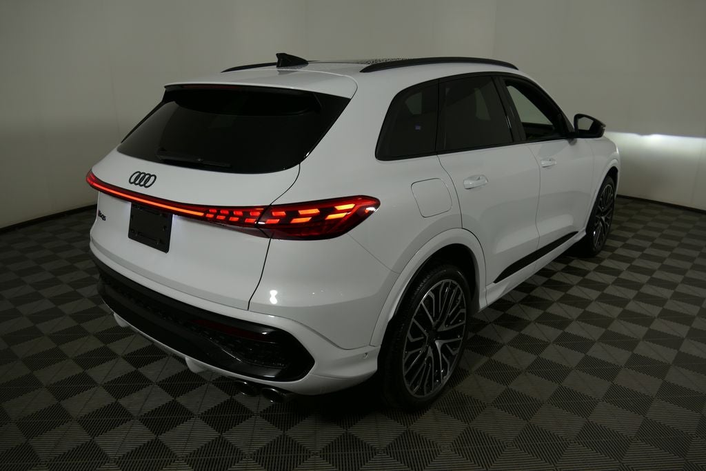 2026 Audi SQ5 Premium Plus quattro