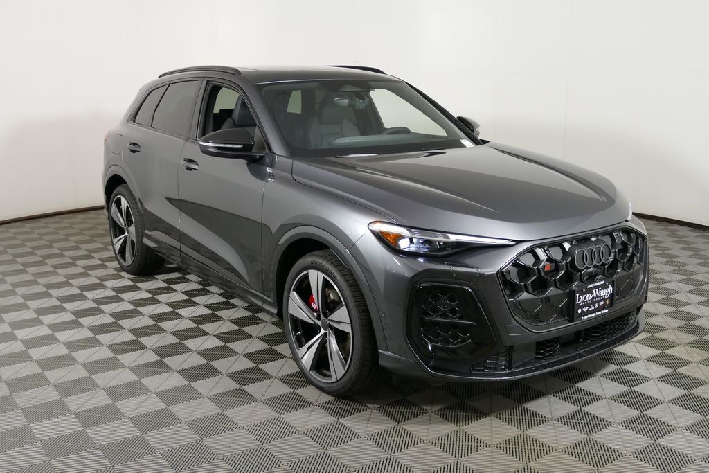 2026 Audi SQ5 Premium Plus quattro