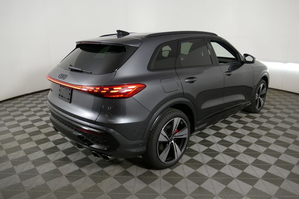 2026 Audi SQ5 Premium Plus quattro
