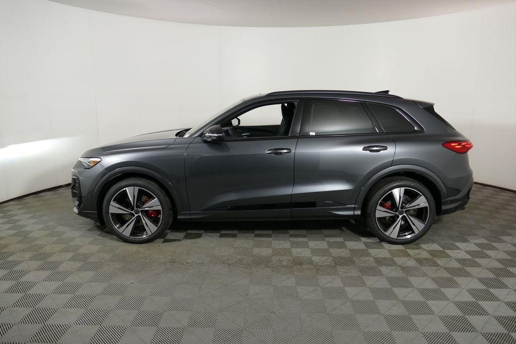 2026 Audi SQ5 Premium Plus quattro